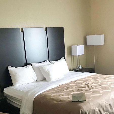 Quality Inn & Suites Mendota Near I-39 Kültér fotó
