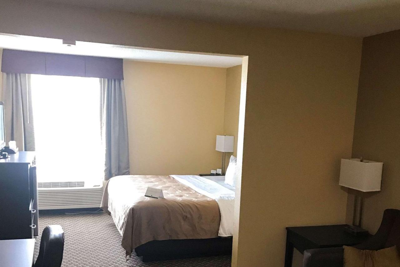 Quality Inn & Suites Mendota Near I-39 Kültér fotó