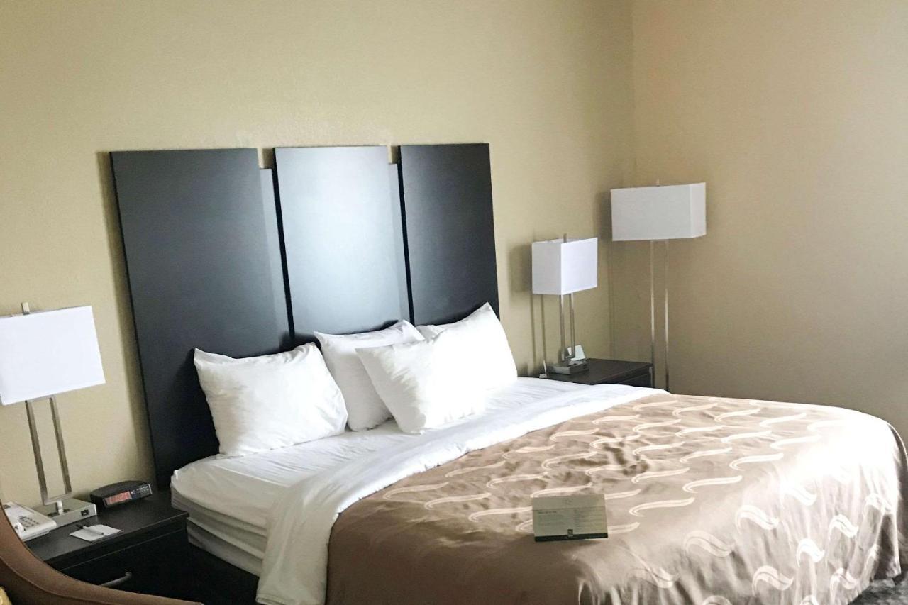Quality Inn & Suites Mendota Near I-39 Kültér fotó