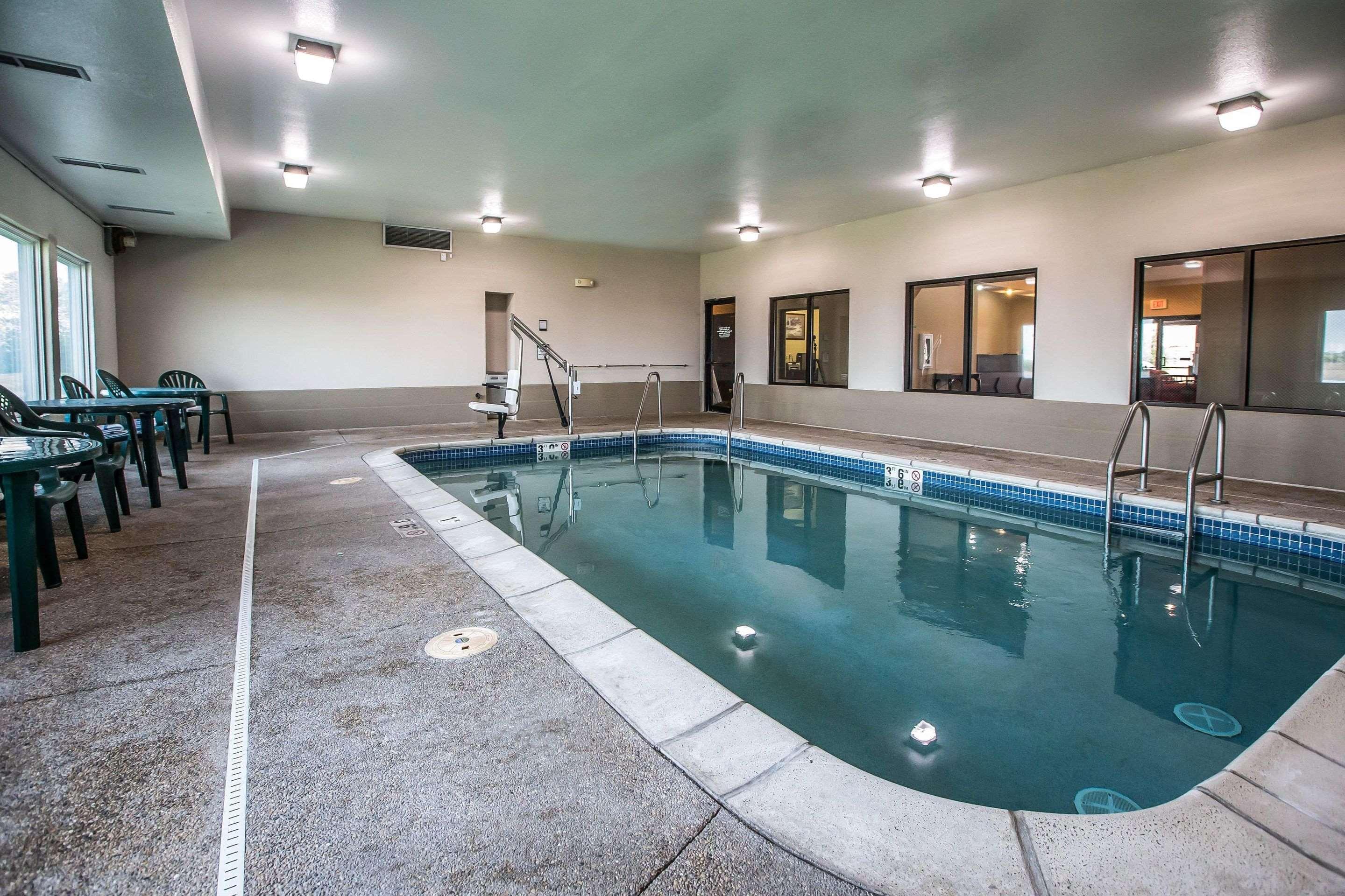 Quality Inn & Suites Mendota Near I-39 Kültér fotó